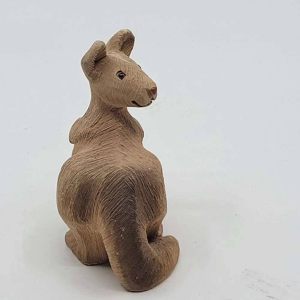 Vintage Artesania Rinconada Clay Pottery Kangaroo with baby Figure Signed